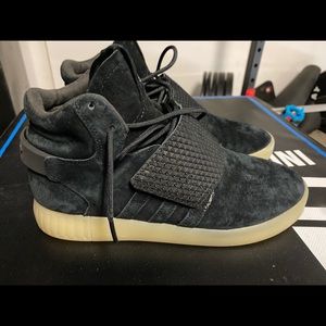 Addidas High top